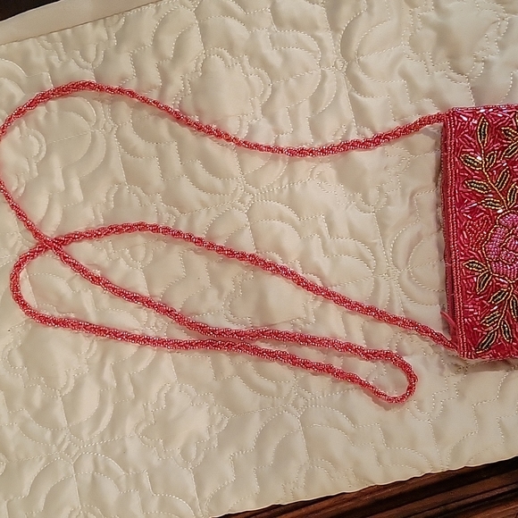 Beautiful beaded purse - Picture 2 of 8